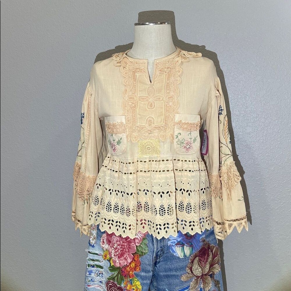 Upcycled tan boho peplum top peplum made from vintage linens & lace, size M - Picture 2 of 9